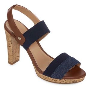 Liz Claiborne Dara Pump